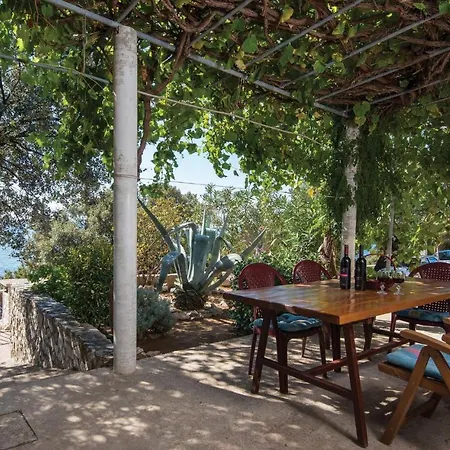 Holiday home Three-bedroom Holiday In